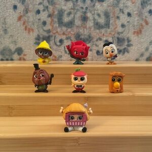 Disney Doorables Alice In Wonderland Complete Series 12 Set of 6 PlusTweedle Dee